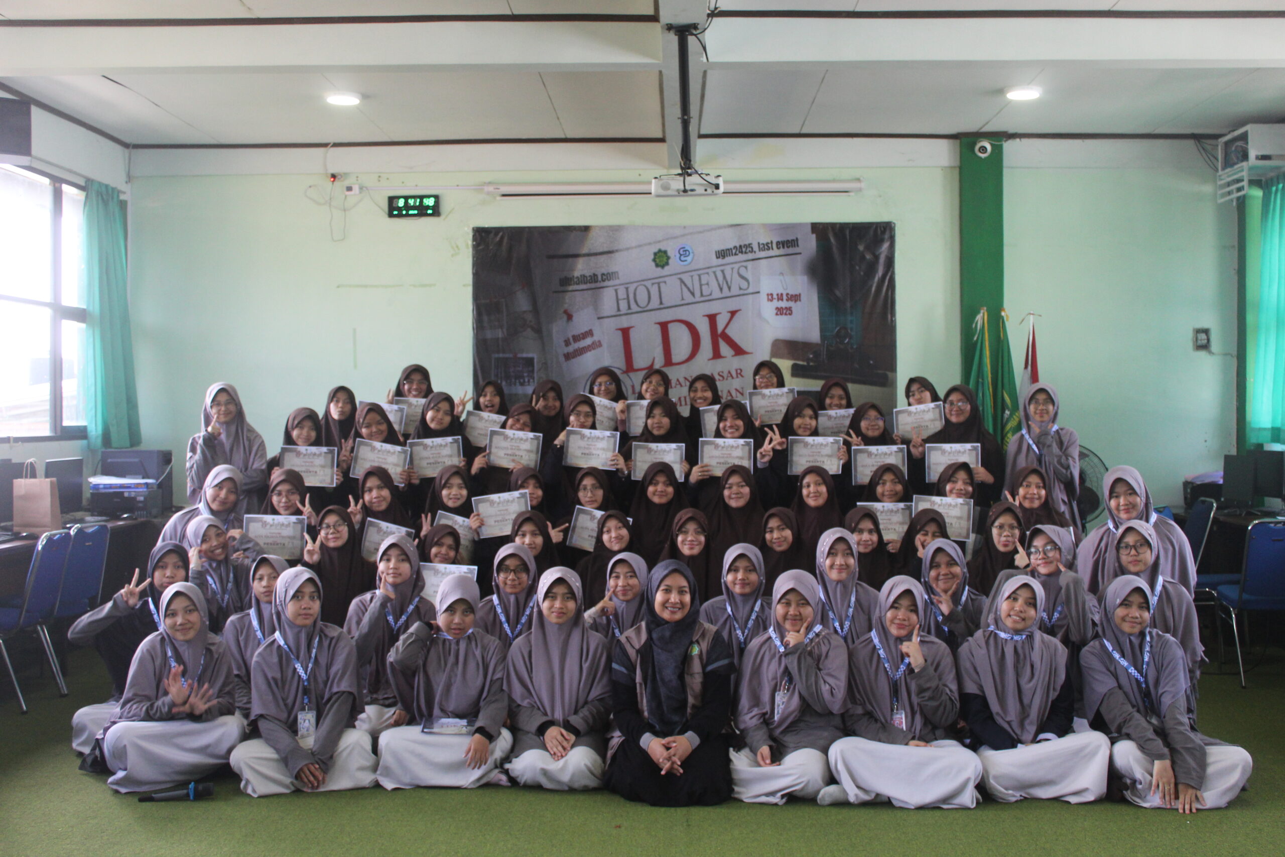 Read more about the article LDK: Bekal Komunikasi Efektif, Disiplin, dan Kepemimpinan Santri