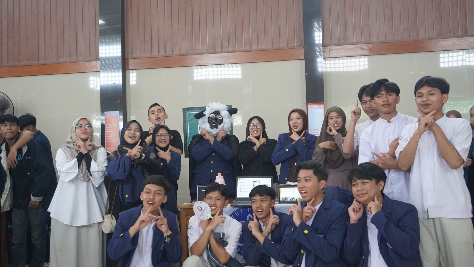 You are currently viewing KOLEGA 76: Dari Cinta Menuju Harapan